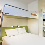 Отель Ibis Овьедо