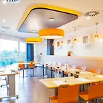 Ibis Отель Овьедо