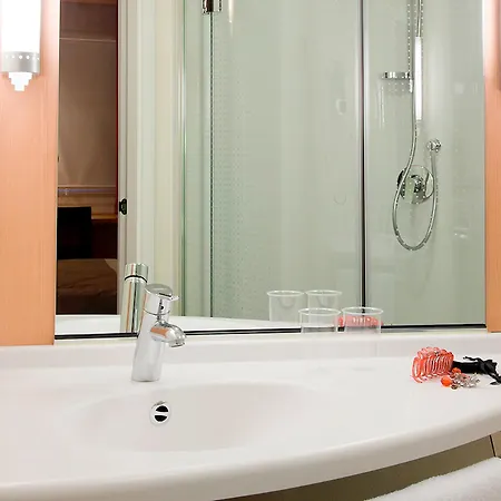 Отель Ibis