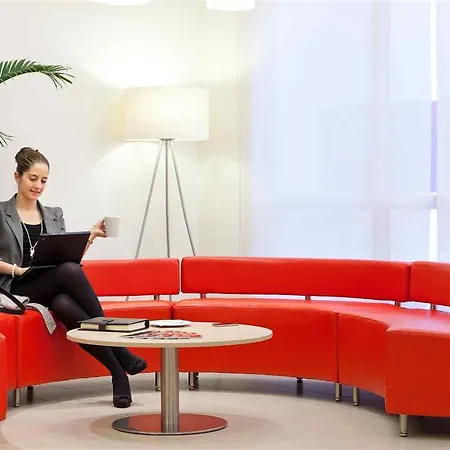 Ibis Отель