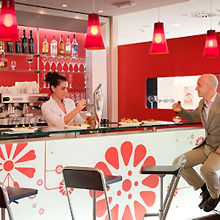 Ibis Oviedo
