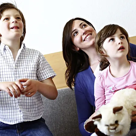 Ibis 2* オビエド