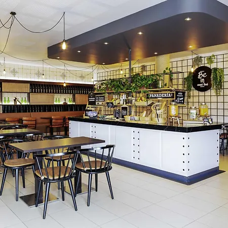 Hotel Ibis 2*