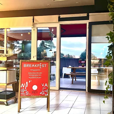 Ibis Szálloda Oviedo
